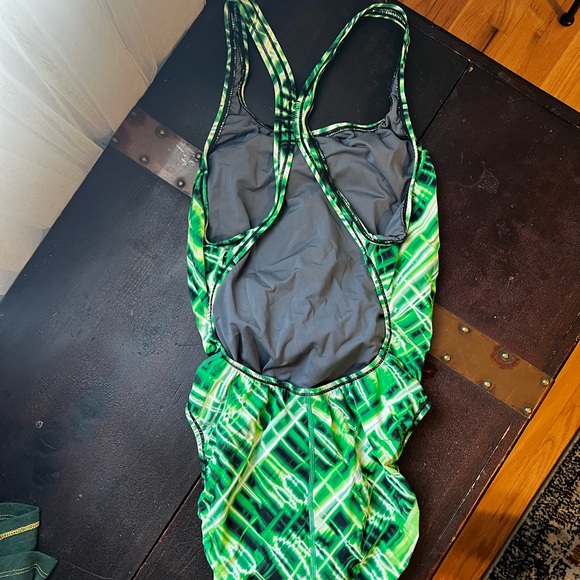 Speedo suit - Picture 2 of 4